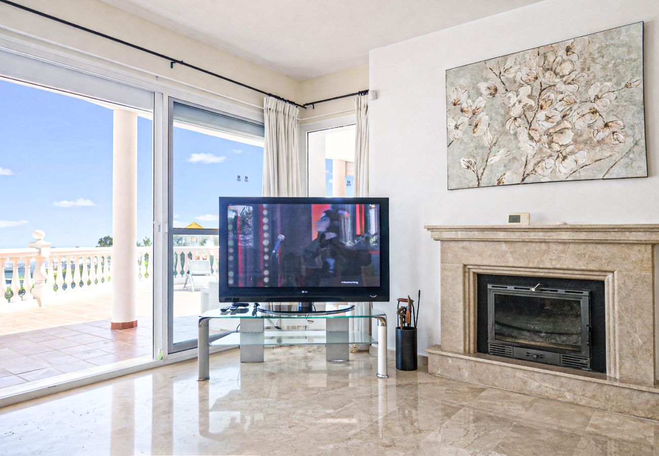 Villa in Mijas Costa - Villa with private pool near La Cala Golf Resort 