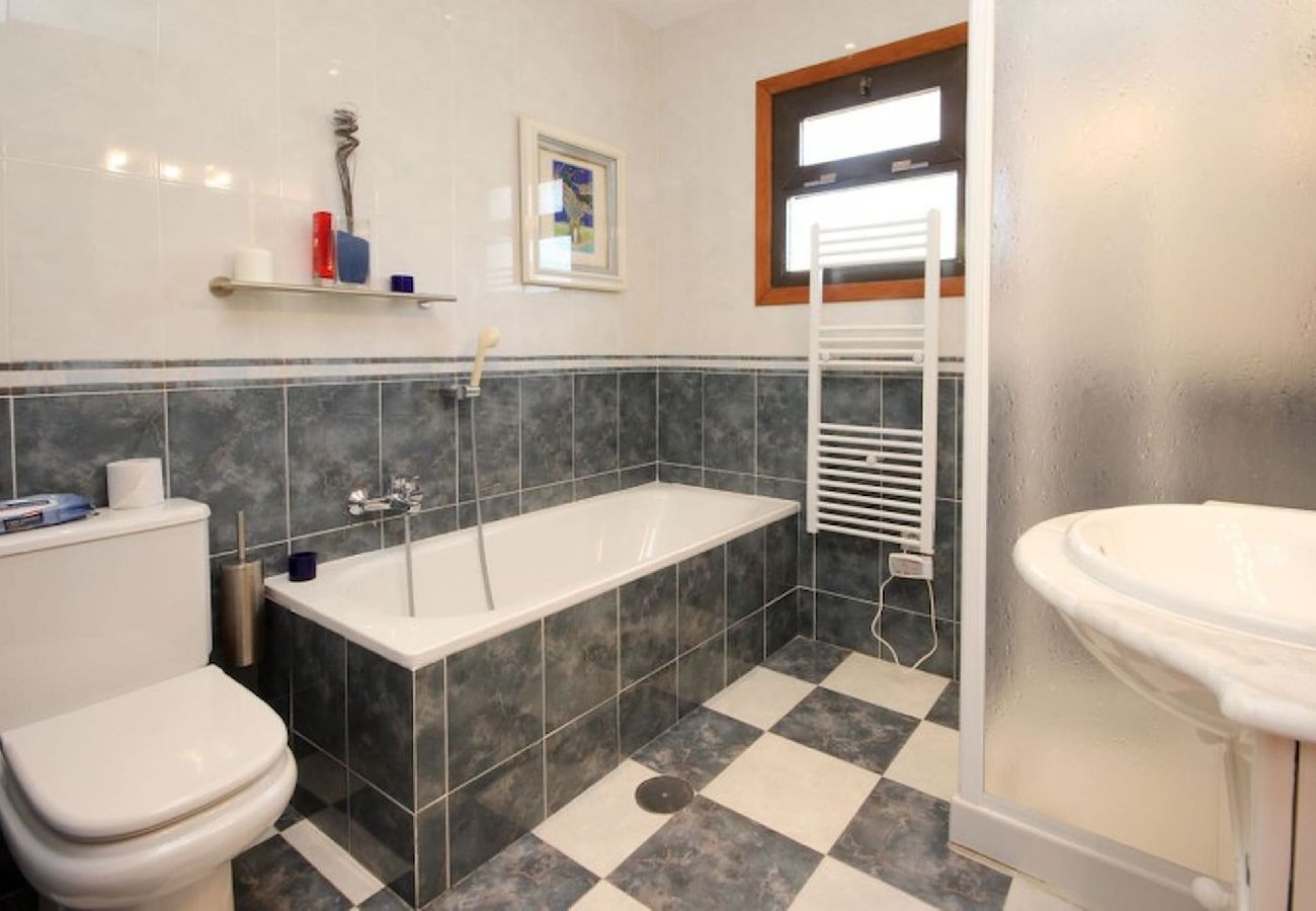 Villa in Mijas Costa - Superb holiday villa close to the sea near La Cala 