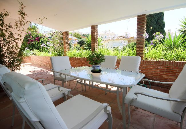 Villa in Mijas Costa - Fantastic 5 bedroom villa with private pool close to the sea in Mijas Costa Villa in Mijas Costa - Fantastic 5 bedroom villa with private pool close to the sea in Mijas Costa