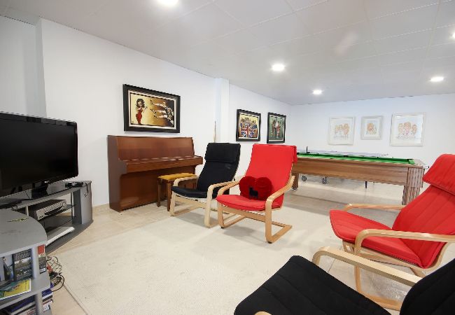 Villa in Mijas Costa - Fantastic 5 bedroom villa with private pool close to the sea in Mijas Costa Villa in Mijas Costa - Fantastic 5 bedroom villa with private pool close to the sea in Mijas Costa