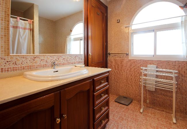 Villa in Mijas Costa - Fantastic 5 bedroom villa with private pool close to the sea in Mijas Costa Villa in Mijas Costa - Fantastic 5 bedroom villa with private pool close to the sea in Mijas Costa