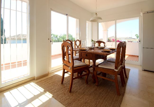 Villa in Mijas Costa - Fantastic 5 bedroom villa with private pool close to the sea in Mijas Costa Villa in Mijas Costa - Fantastic 5 bedroom villa with private pool close to the sea in Mijas Costa