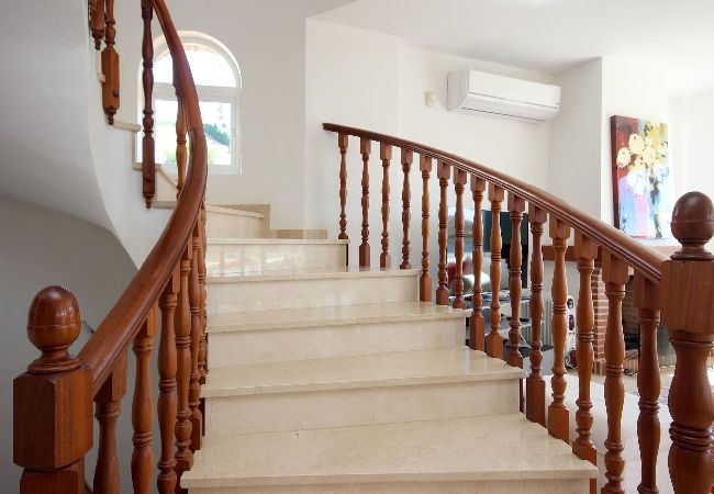 Villa in Mijas Costa - Fantastic 5 bedroom villa with private pool close to the sea in Mijas Costa Villa in Mijas Costa - Fantastic 5 bedroom villa with private pool close to the sea in Mijas Costa