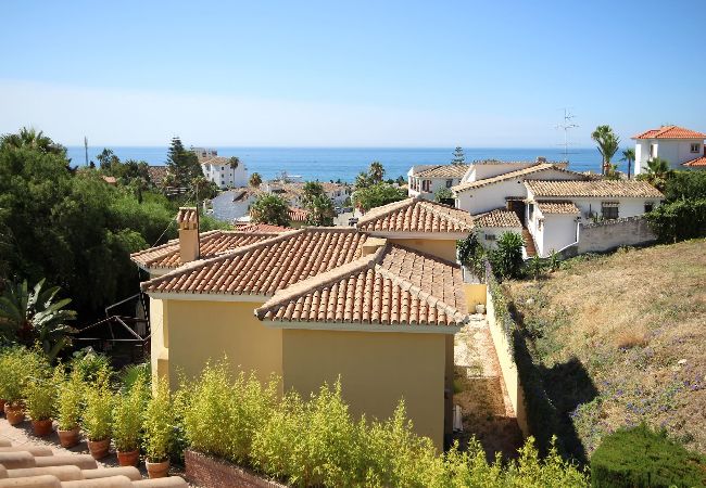 Villa in Mijas Costa - Fantastic 5 bedroom villa with private pool close to the sea in Mijas Costa Villa in Mijas Costa - Fantastic 5 bedroom villa with private pool close to the sea in Mijas Costa