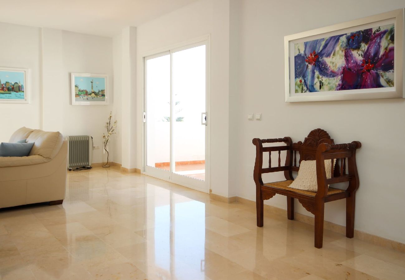 Villa in Mijas Costa - Fantastic 5 bedroom villa with private pool close to the sea in Mijas Costa