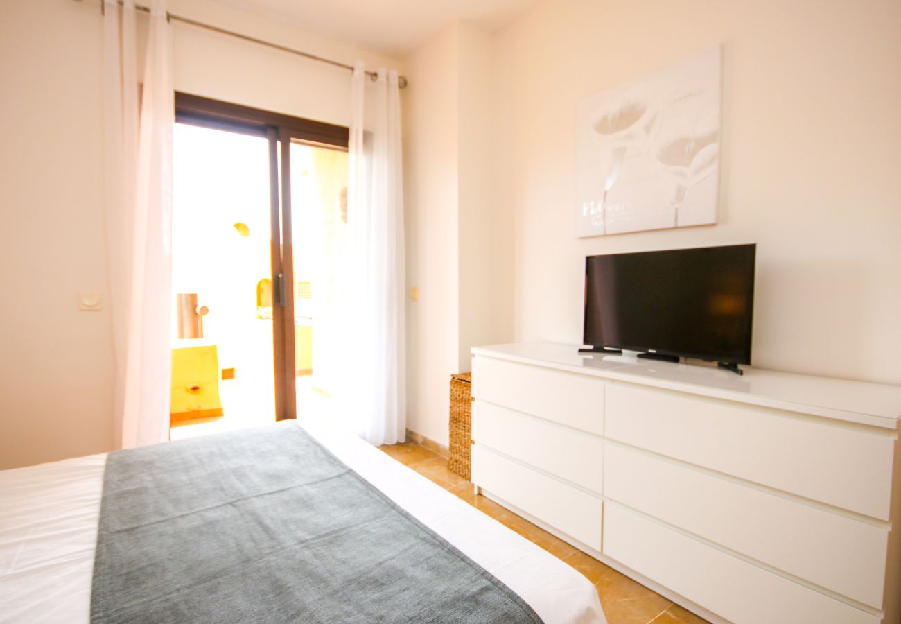 Apartment in Manilva - Spacious 3 bed apt near Duquesa Golf and Port 