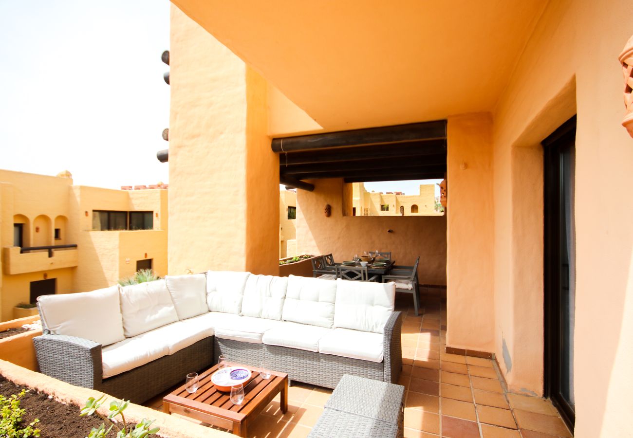 Apartment in Manilva - Spacious 3 bed apt near Duquesa Golf and Port 