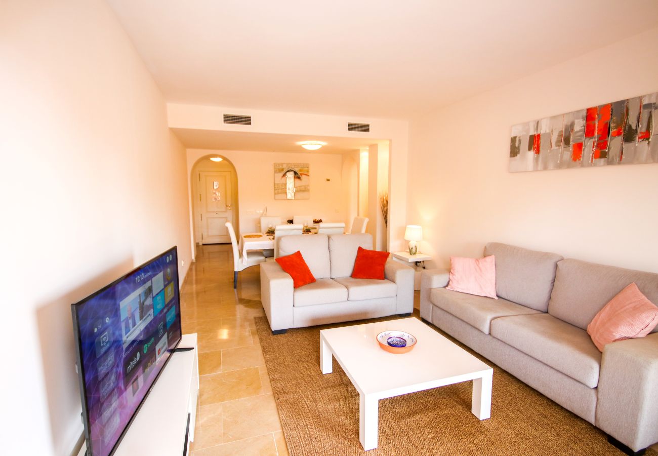 Apartment in Manilva - Spacious 3 bed apt near Duquesa Golf and Port 