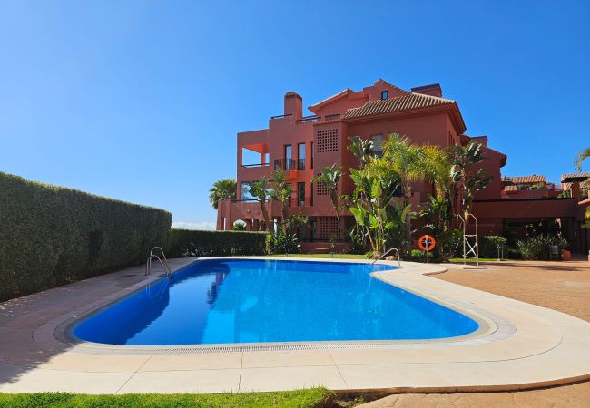 Apartment in Mijas Costa - Two bedroom apartment in Calahonda with sea views Apartment in Mijas Costa - Two bedroom apartment in Calahonda with sea views