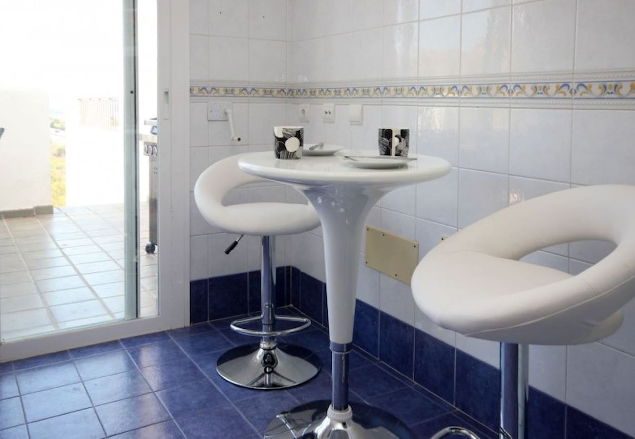 Terraced House in Casares - Spacious 4 Bedroom Townhouse in Bahia de Casares 