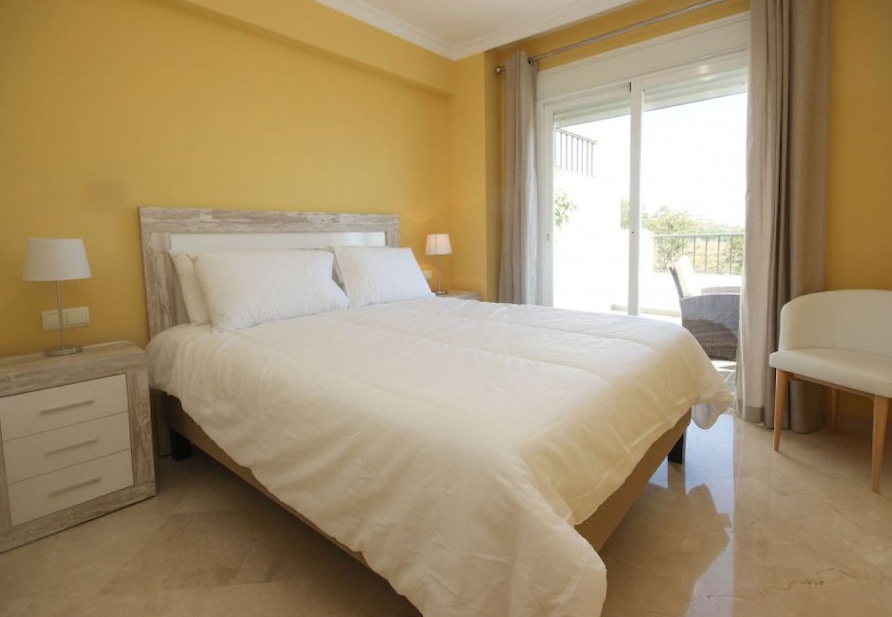 Terraced House in Casares - Spacious 4 Bedroom Townhouse in Bahia de Casares 