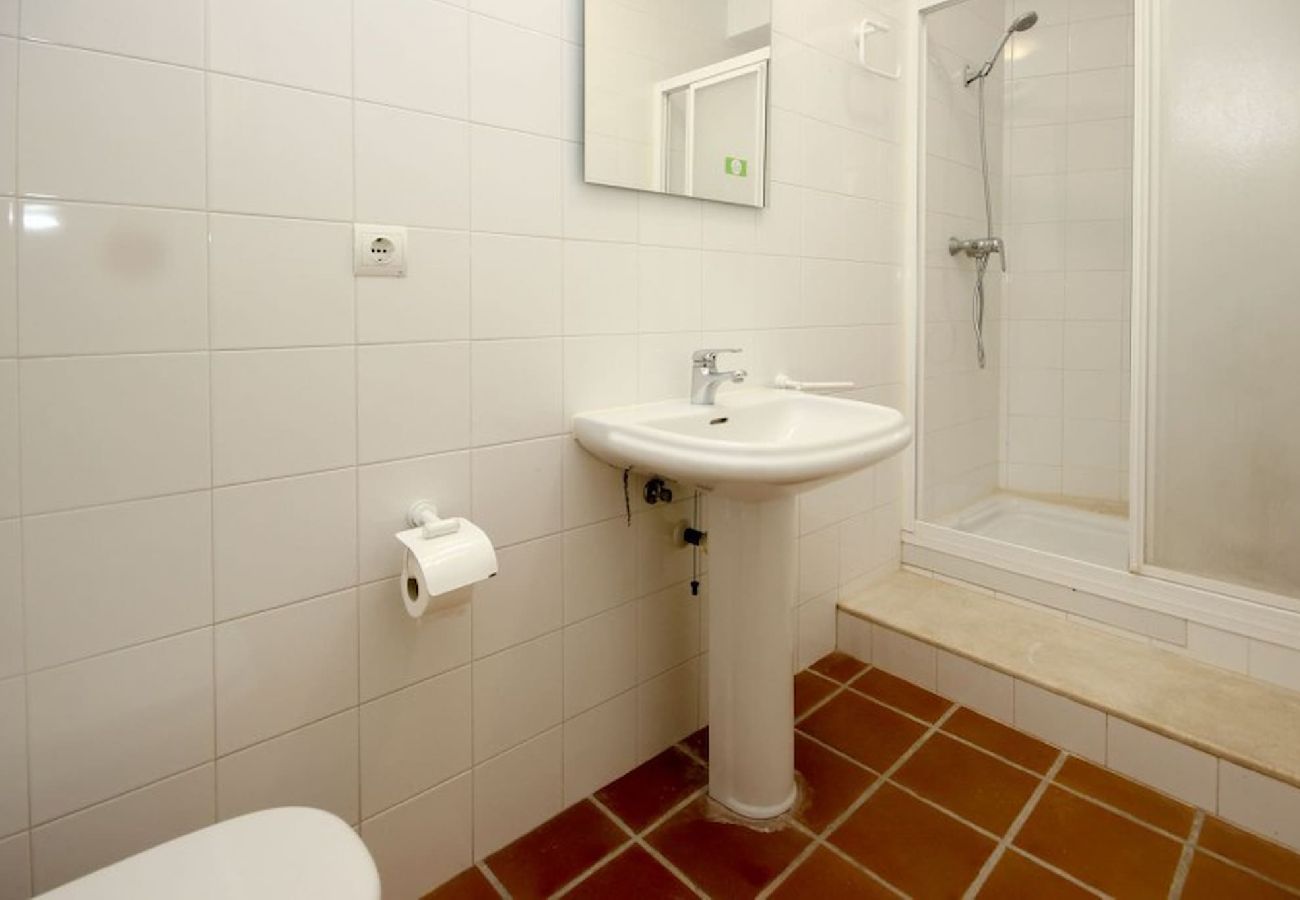 Terraced House in Casares - Spacious 4 Bedroom Townhouse in Bahia de Casares 