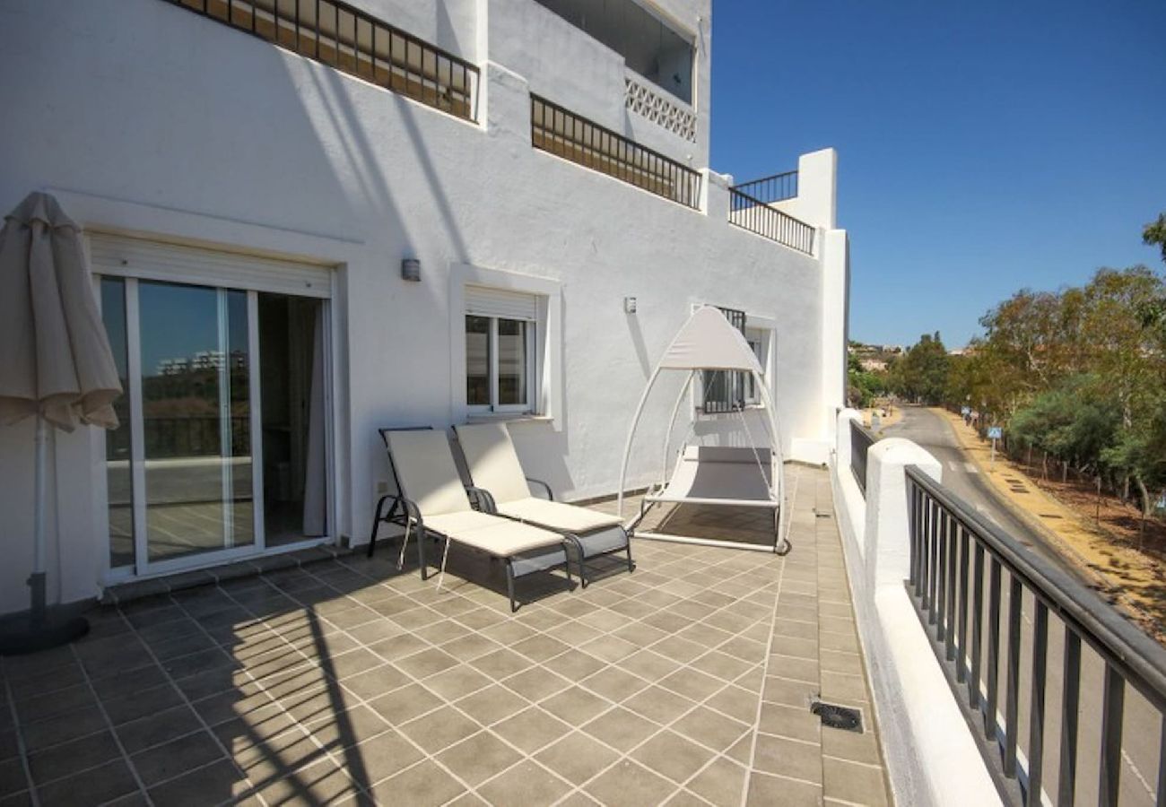 Terraced House in Casares - Spacious 4 Bedroom Townhouse in Bahia de Casares 