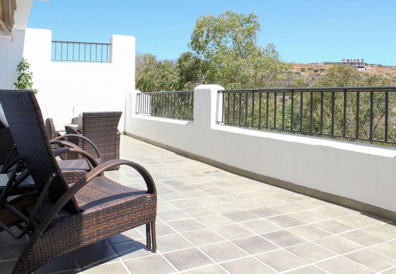 Terraced House in Casares - Spacious 4 Bedroom Townhouse in Bahia de Casares 