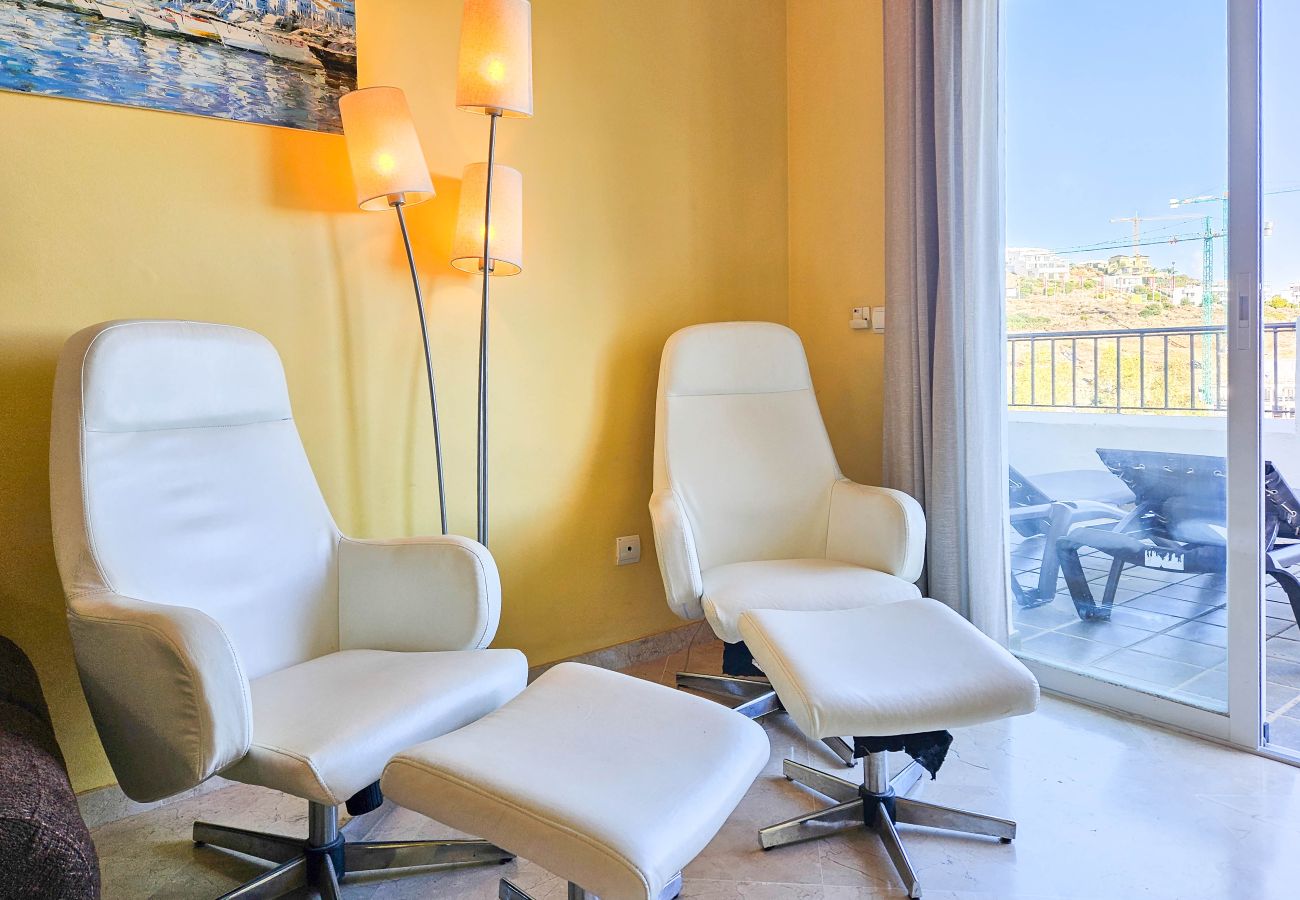 Terraced House in Casares - Spacious 4 Bedroom Townhouse in Bahia de Casares 