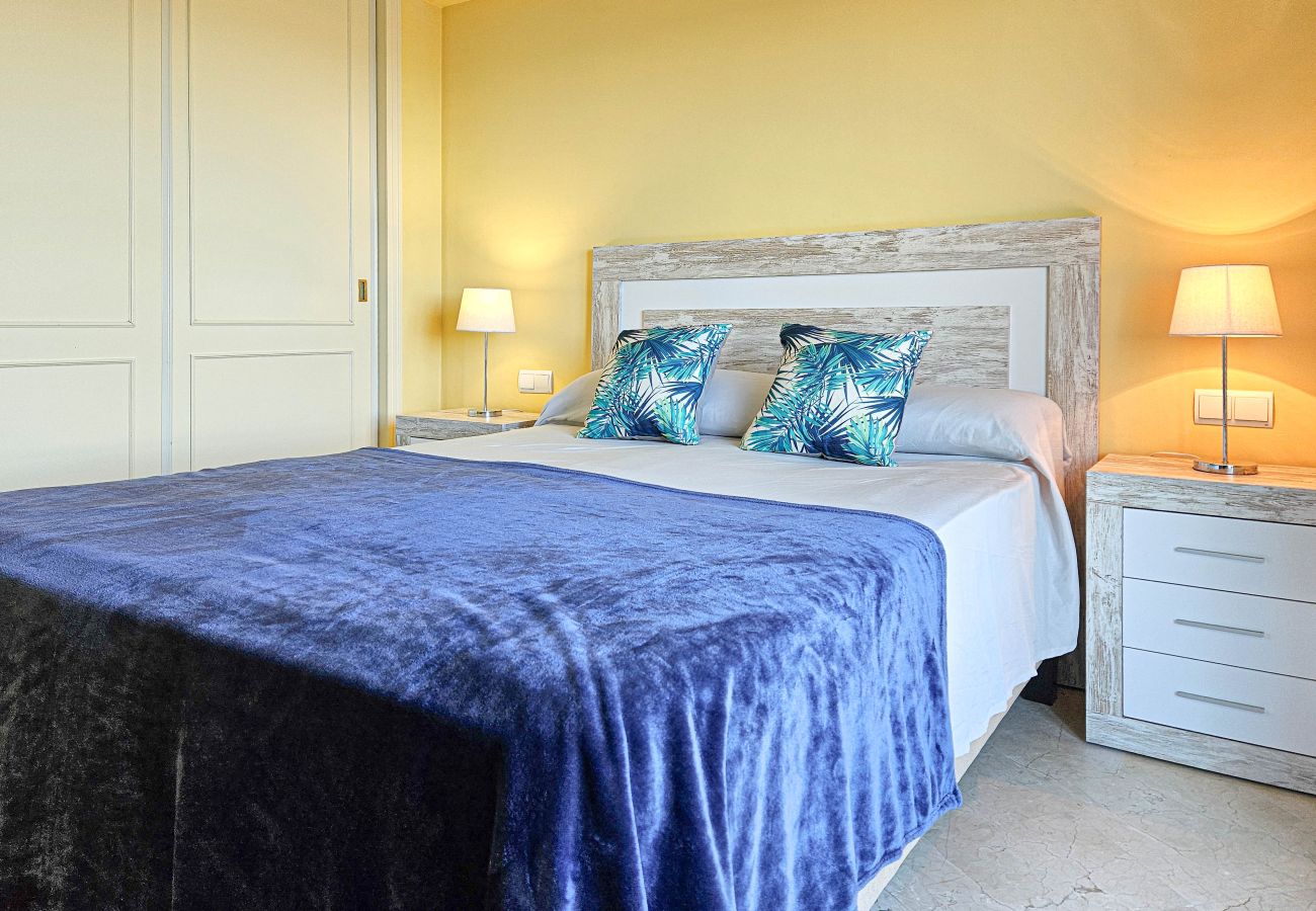 Terraced House in Casares - Spacious 4 Bedroom Townhouse in Bahia de Casares 