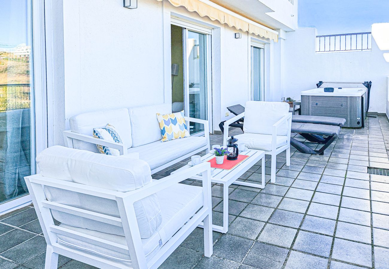 Terraced House in Casares - Spacious 4 Bedroom Townhouse in Bahia de Casares 