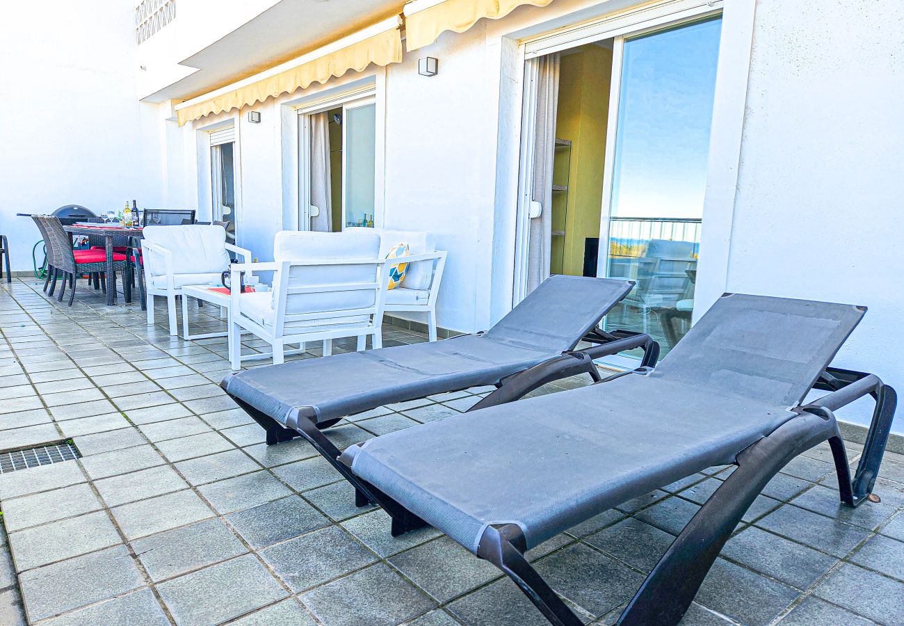 Terraced House in Casares - Spacious 4 Bedroom Townhouse in Bahia de Casares 