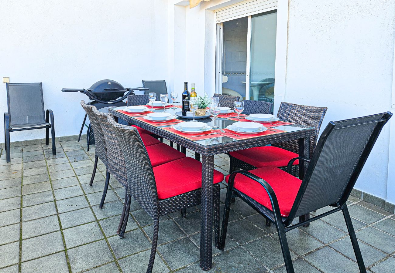 Terraced House in Casares - Spacious 4 Bedroom Townhouse in Bahia de Casares 