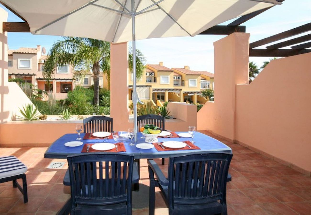 Terraced House in Mijas Costa - Three Bedroom Town House to rent in Calahonda 