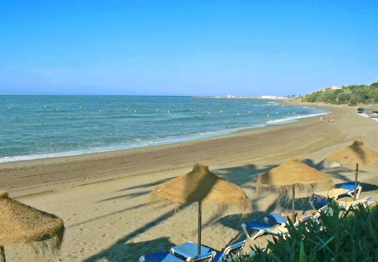 Terraced House in Mijas Costa - Three Bedroom Town House to rent in Calahonda 