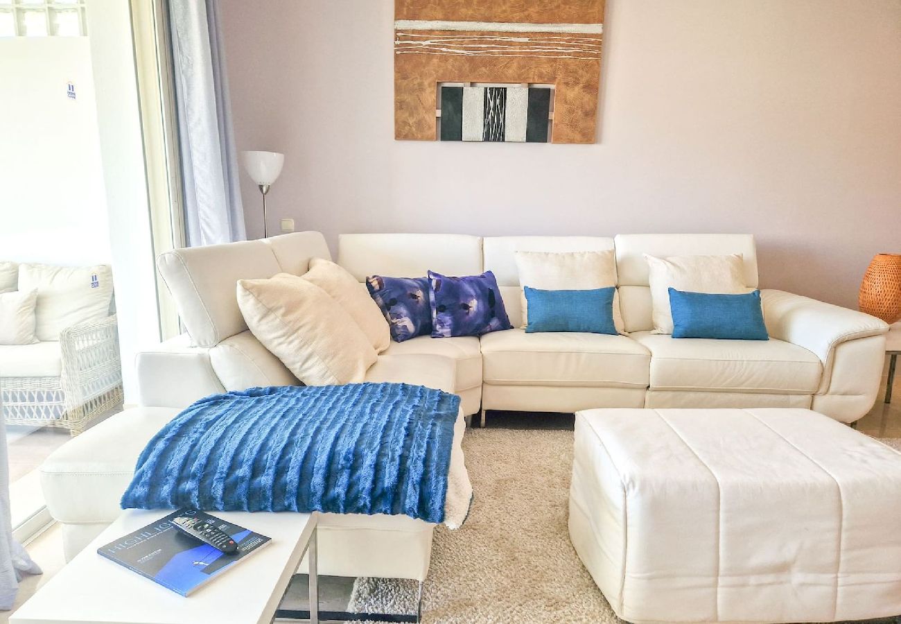 Terraced House in Mijas Costa - Modern comfortable townhouse near La Cala Golf 