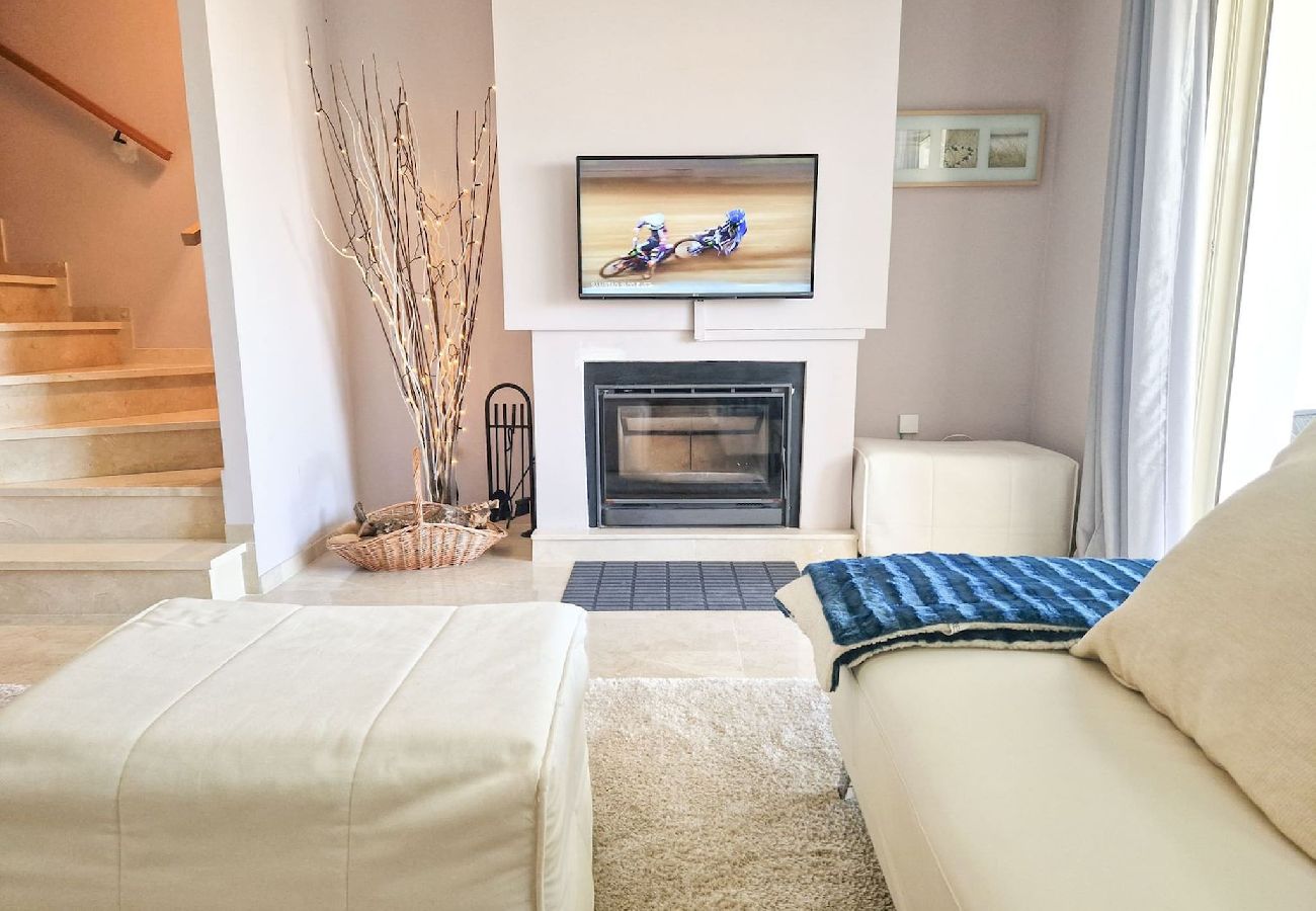 Terraced House in Mijas Costa - Modern comfortable townhouse near La Cala Golf 