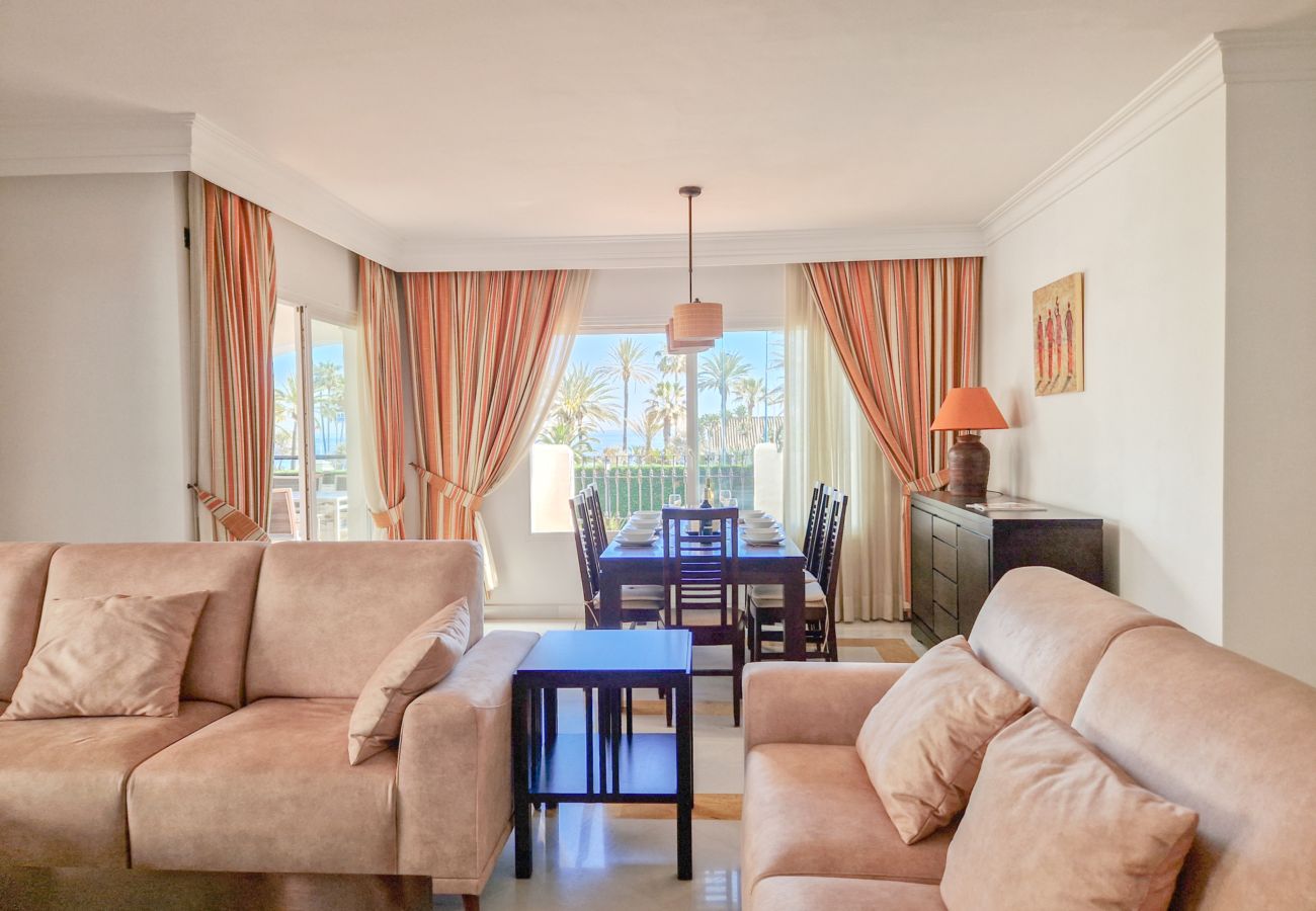 Apartment in San Pedro de Alcántara - Beach front 3 bedroom apartment in San Pedro 