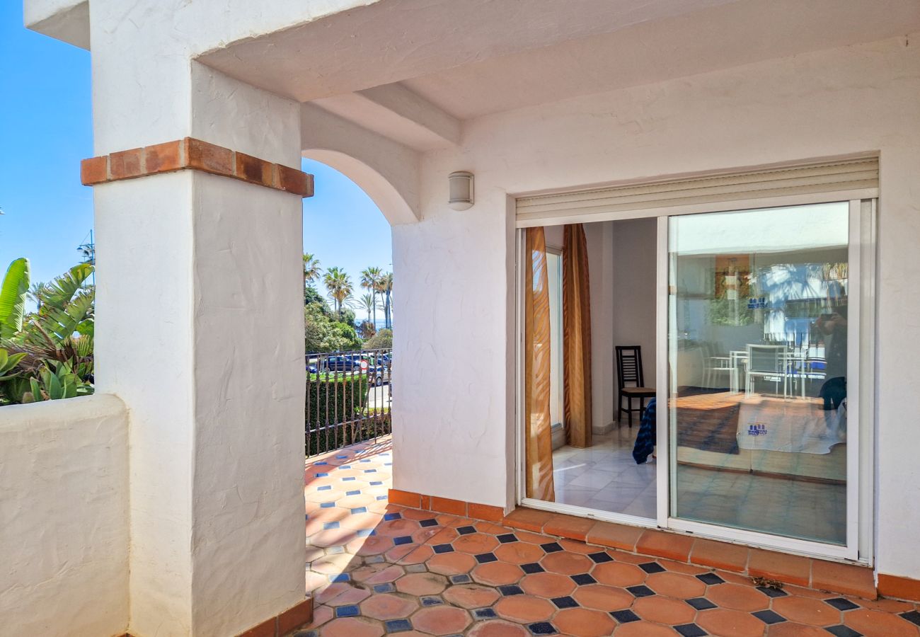 Apartment in San Pedro de Alcántara - Beach front 3 bedroom apartment in San Pedro 