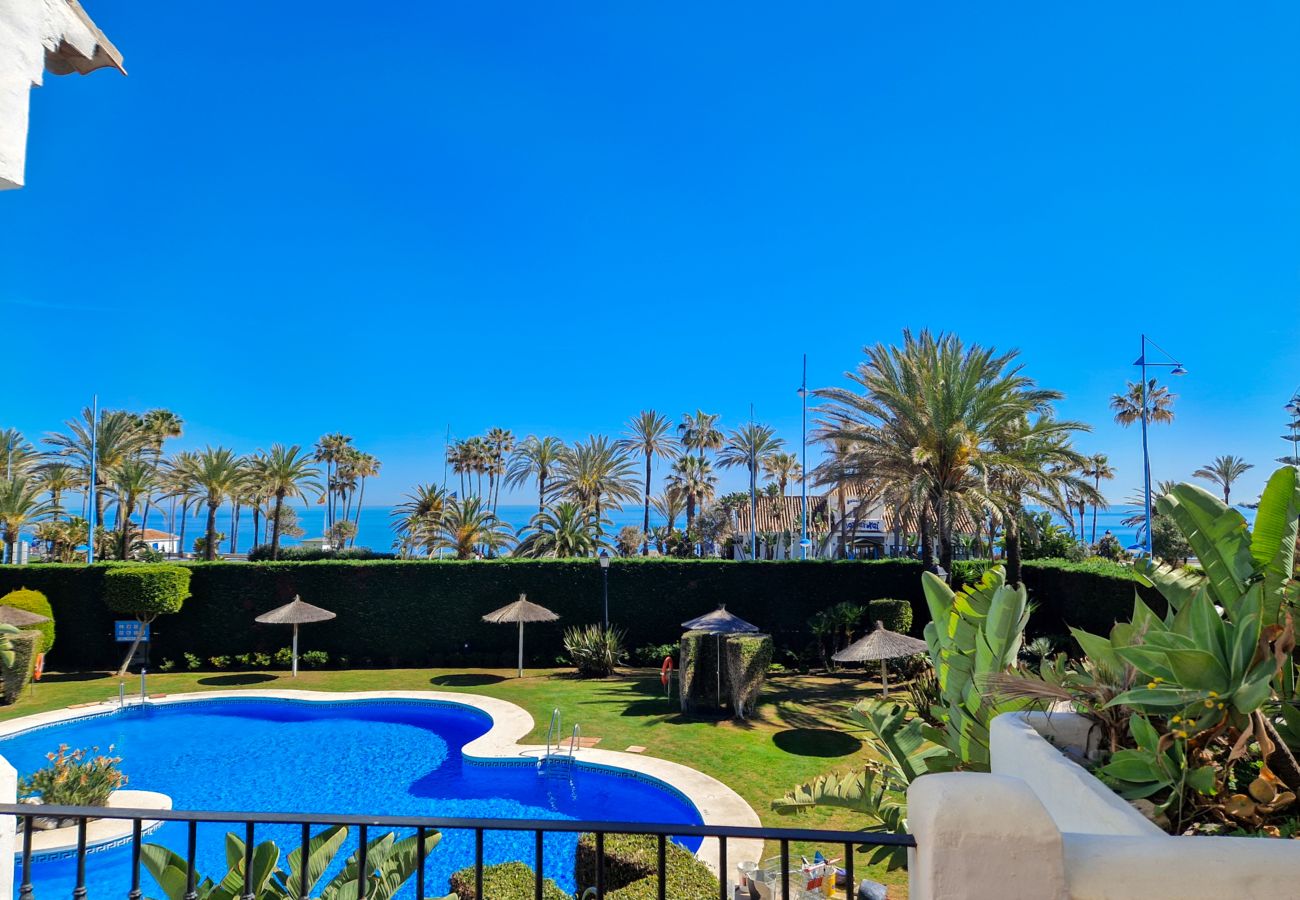 Apartment in San Pedro de Alcántara - Beach front 3 bedroom apartment in San Pedro 
