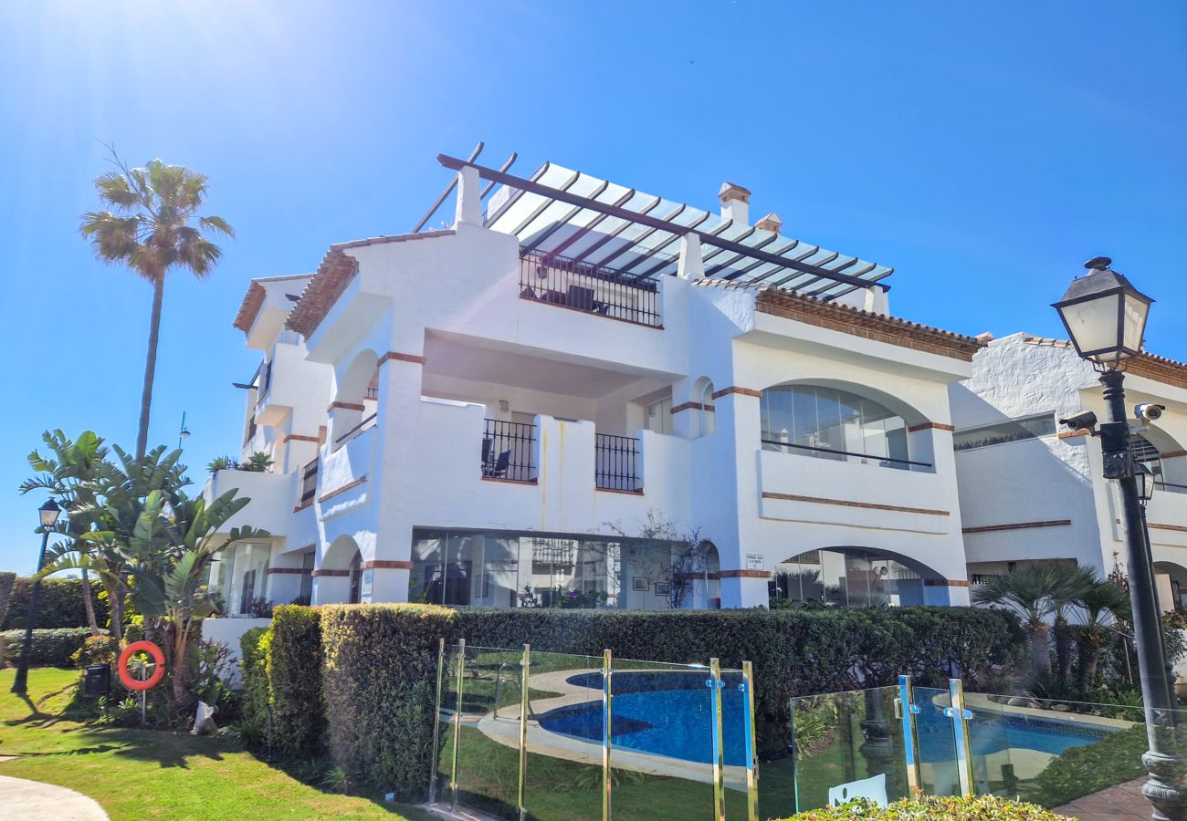 Apartment in San Pedro de Alcántara - Beach front 3 bedroom apartment in San Pedro 