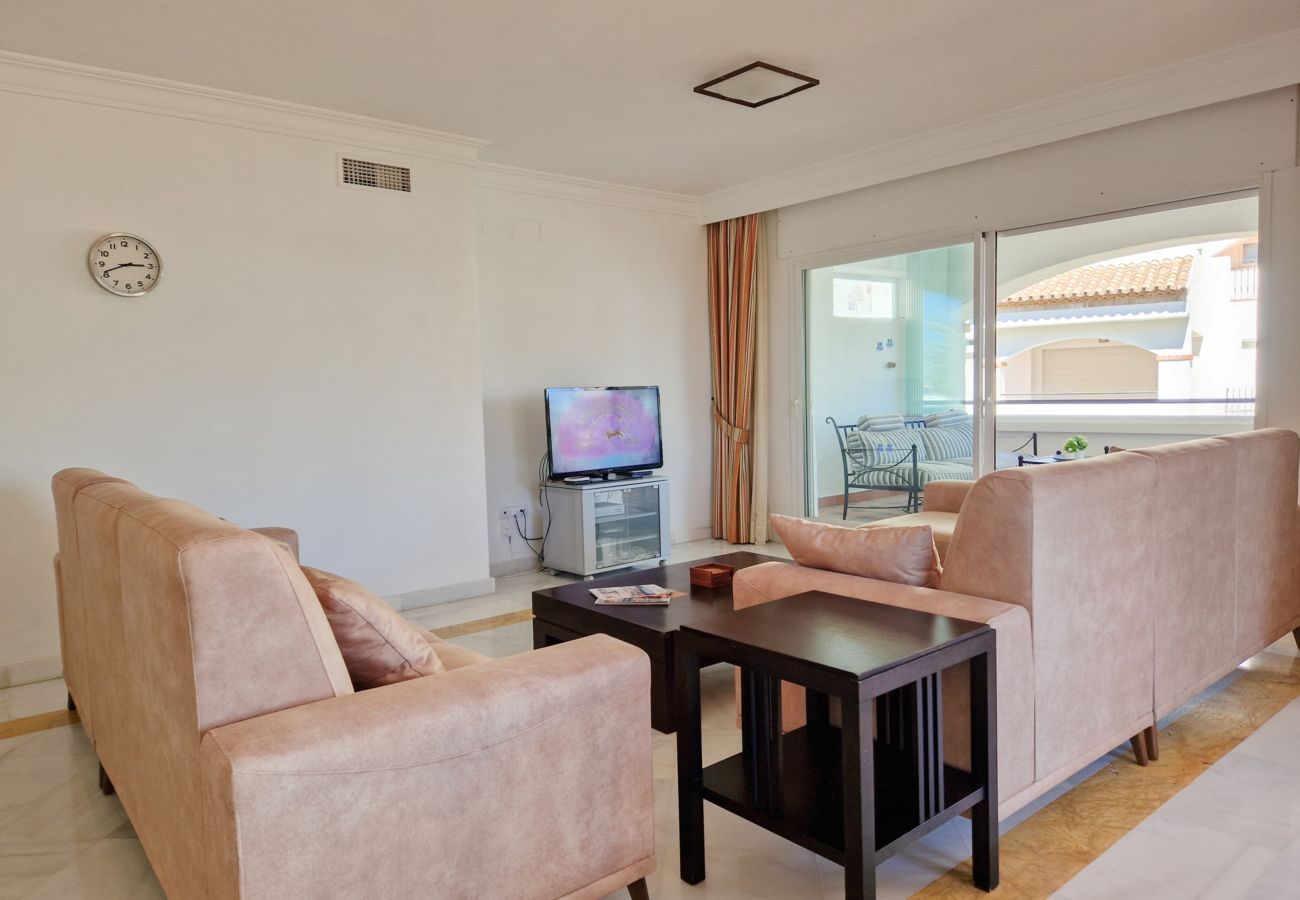 Apartment in San Pedro de Alcántara - Beach front 3 bedroom apartment in San Pedro 