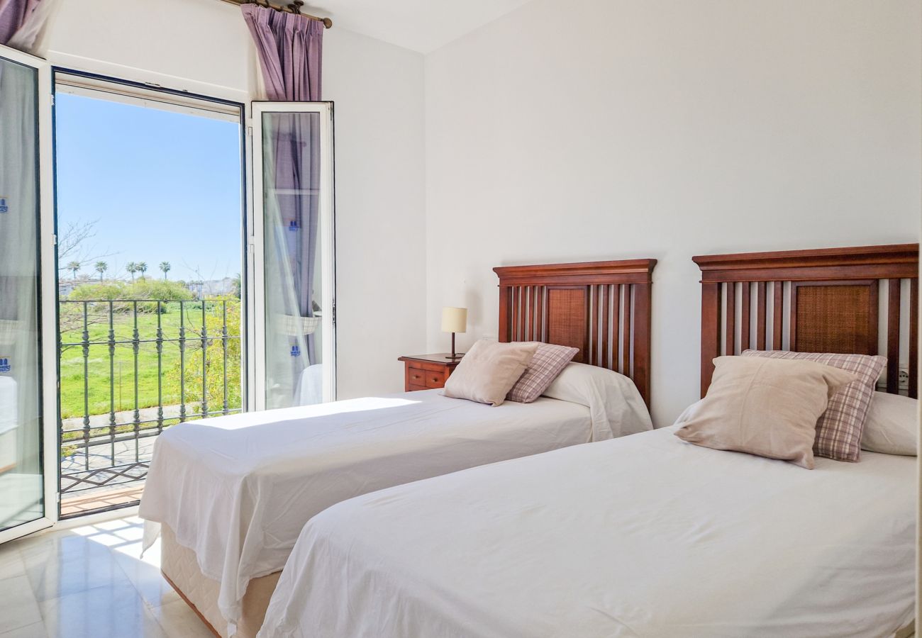 Apartment in San Pedro de Alcántara - Beach front 3 bedroom apartment in San Pedro 