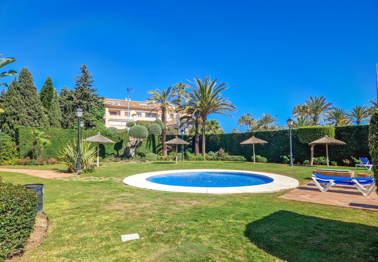 Apartment in San Pedro de Alcántara - Beach front 3 bedroom apartment in San Pedro 