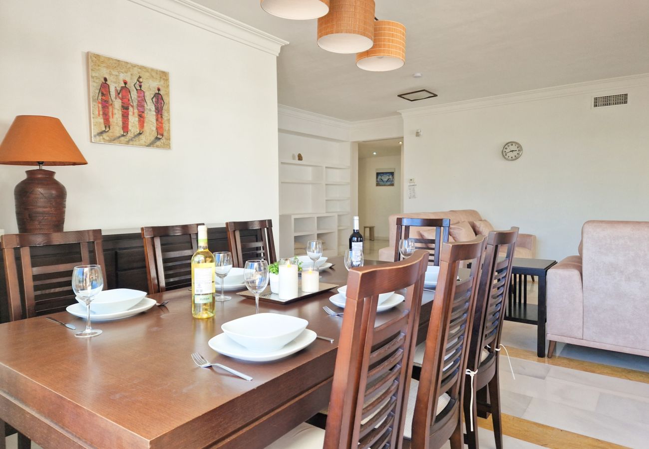 Apartment in San Pedro de Alcántara - Beach front 3 bedroom apartment in San Pedro 