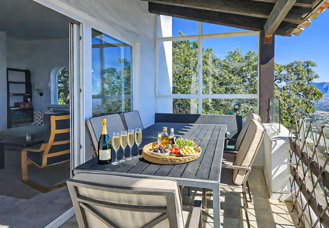 Apartment in Ojen - Three bedroom apartment La Mairena Elviria 