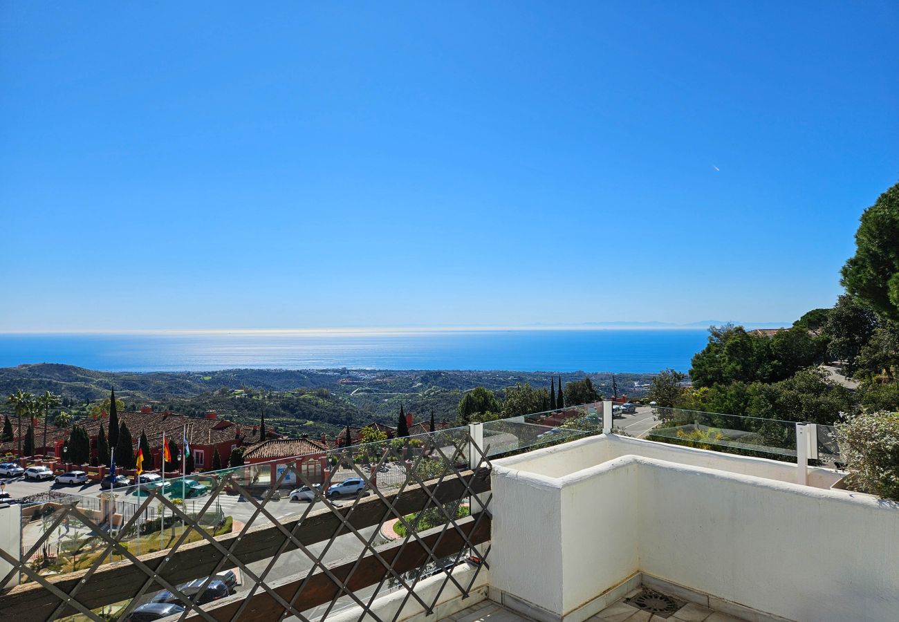 Apartment in Ojen - Three bedroom apartment La Mairena Elviria 