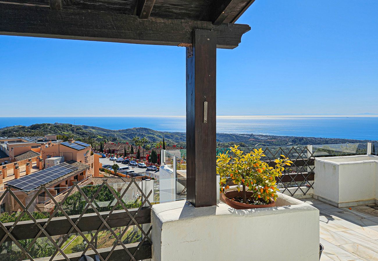 Apartment in Ojen - Three bedroom apartment La Mairena Elviria 