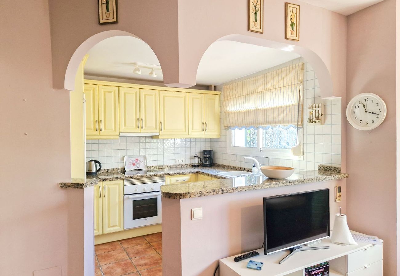 Terraced House in La Cala de Mijas - Townhouse with rooftop terrace La Cala de Mijas 