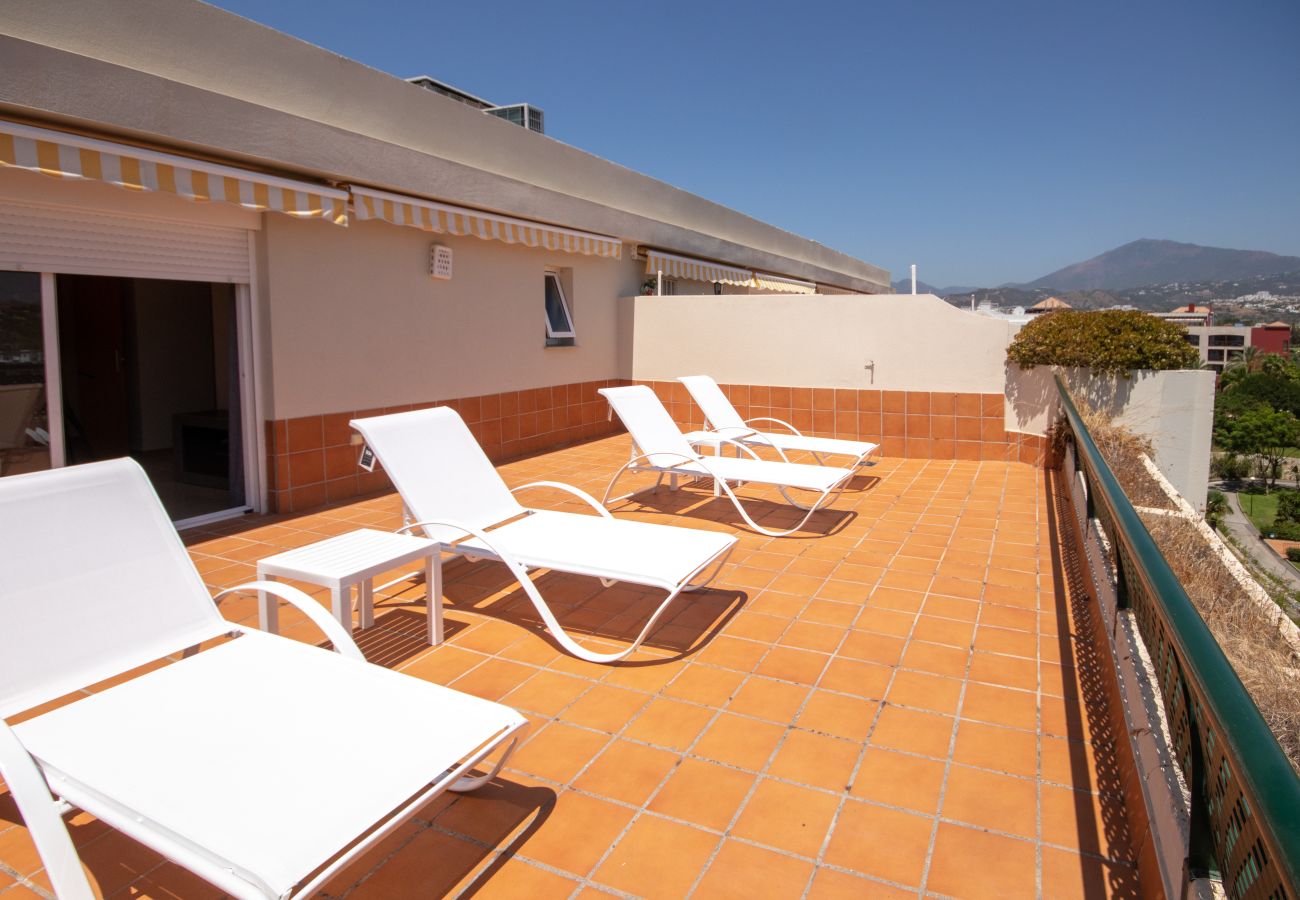 Apartment in Marbella - Spacious Modern Penthouse Guadalmina, San Pedro 