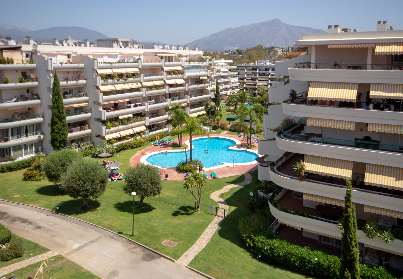 Apartment in Marbella - Spacious Modern Penthouse Guadalmina, San Pedro 