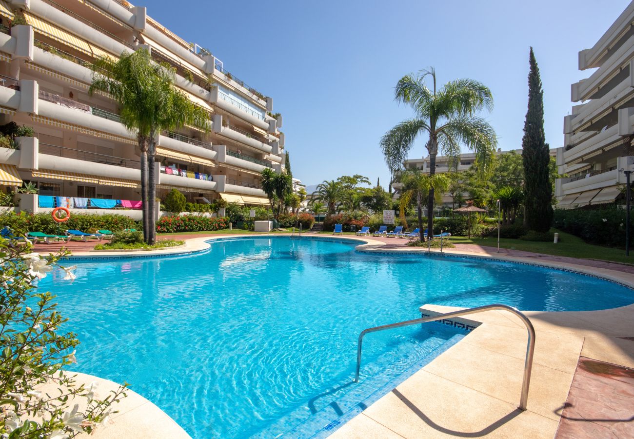 Apartment in Marbella - Spacious Modern Penthouse Guadalmina, San Pedro 
