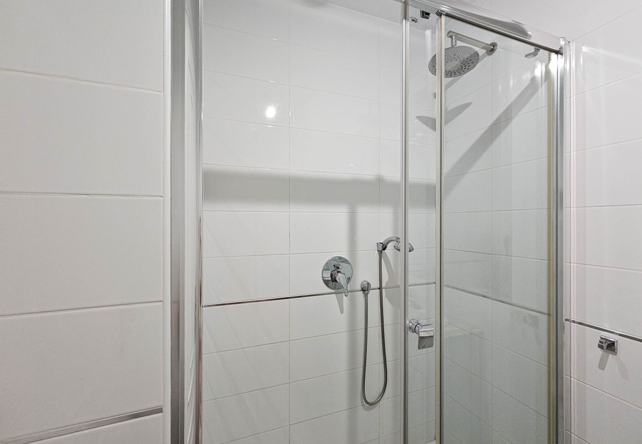 Apartment in La Cala de Mijas - 2 bedroom apt in La Cala de Mijas 100m from Beach 