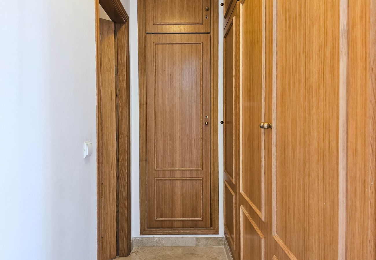 Apartment in Marbella - Three bedroom apartment in Las Chapas, Marbella. 