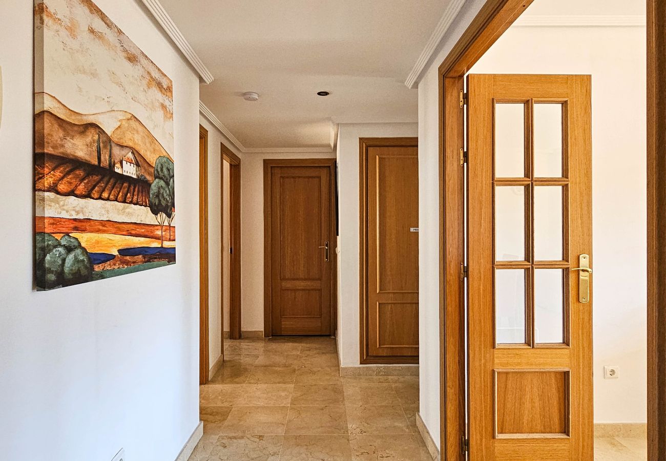 Apartment in Marbella - Three bedroom apartment in Las Chapas, Marbella. 