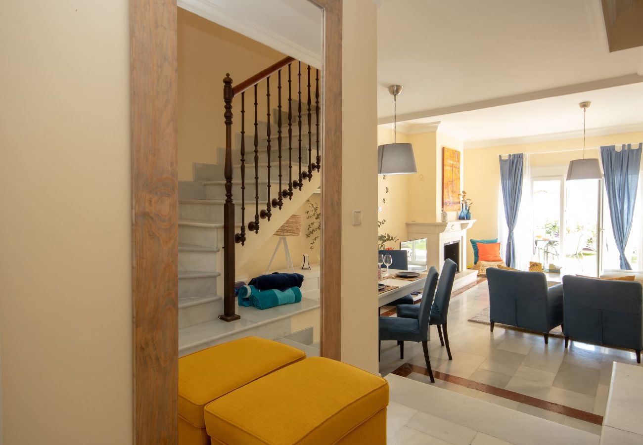 Terraced House in Estepona - 3 bed townhouse on the beach, Cancelada, Estepona 