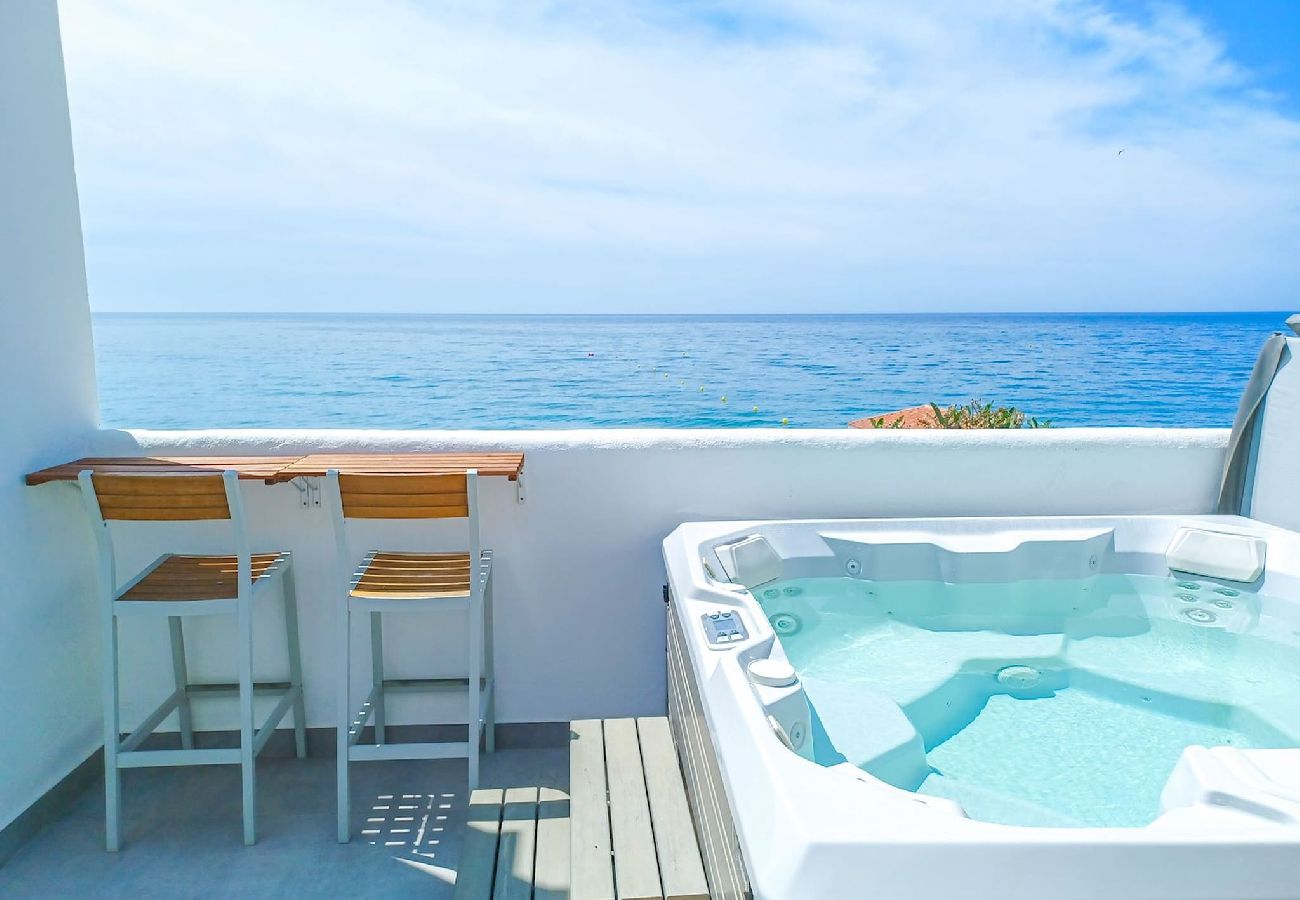 Terraced House in Estepona - 3 bed townhouse on the beach, Cancelada, Estepona 