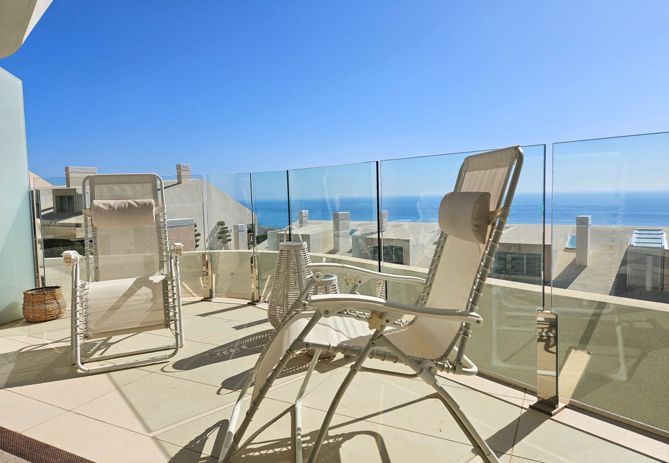 Apartment in Benalmádena - Stunning sea views @ Stupa hills 