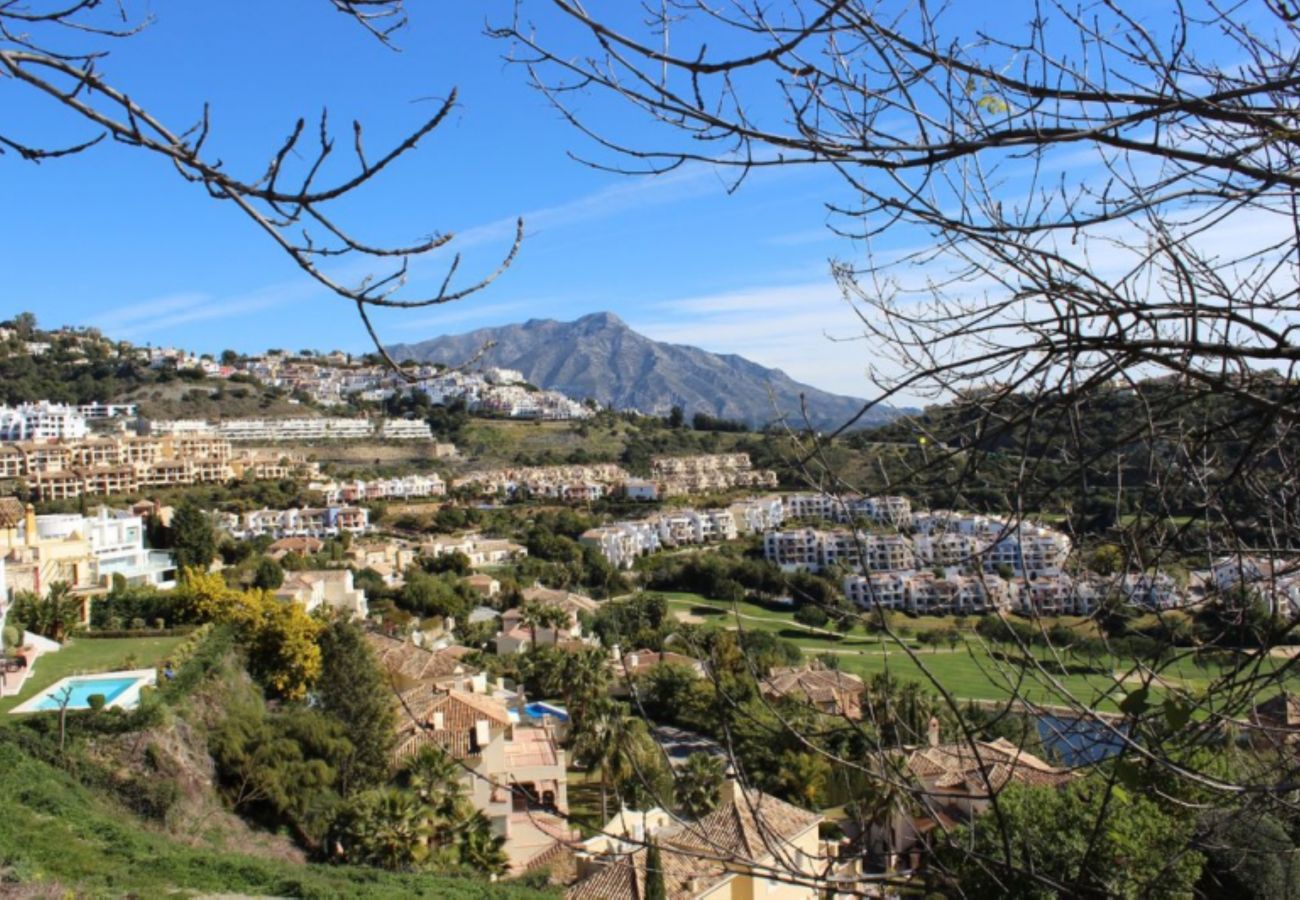 Apartment in Benahavís - Garden apt in La Torre, Los Arqueros Golf Club 