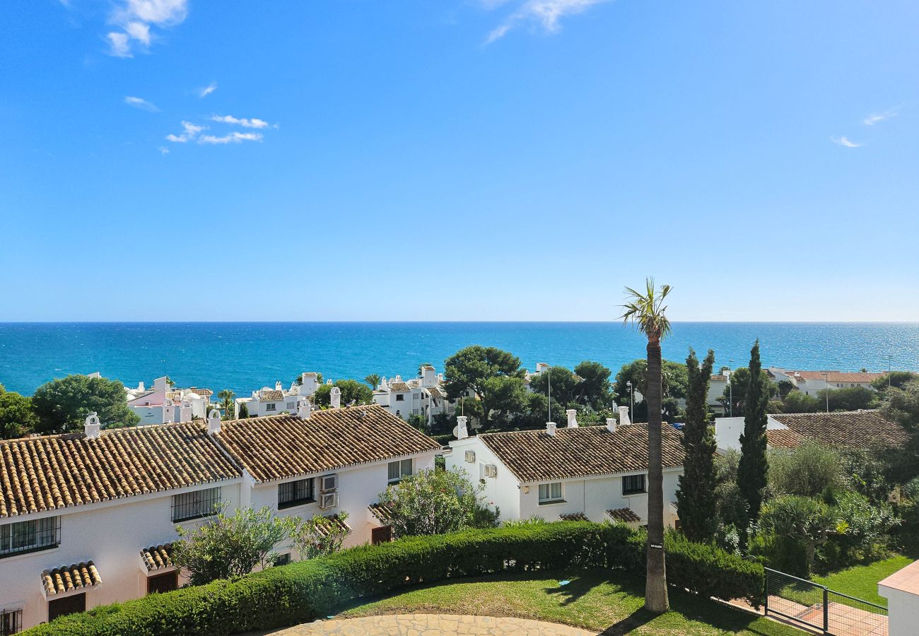 Apartment in Mijas Costa - Beautiful sea views @ Torrenueva near La Cala 
